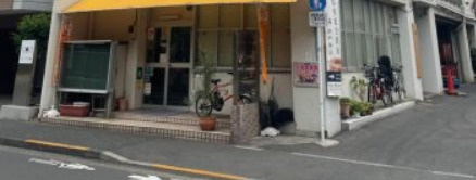 井戸マンションのエントランス