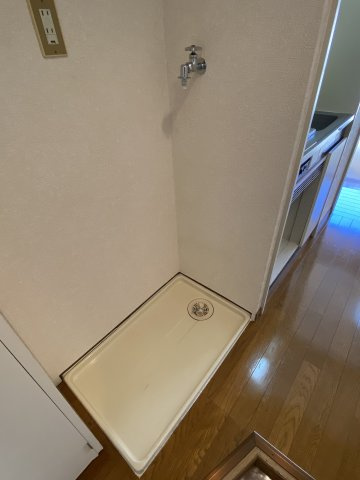 室内洗濯機置き場です♪