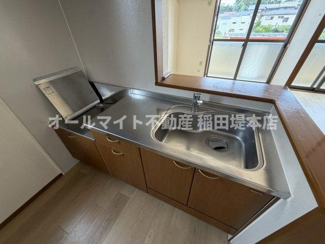 サンパティークメゾン南生田Bのキッチン