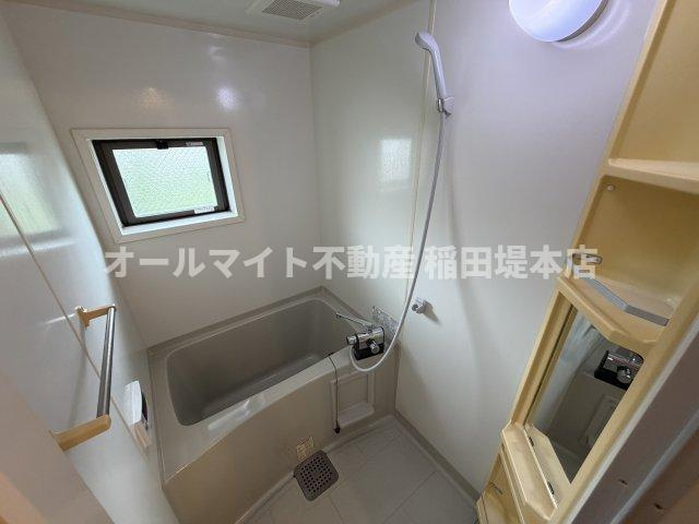 サンパティークメゾン南生田Bの浴室