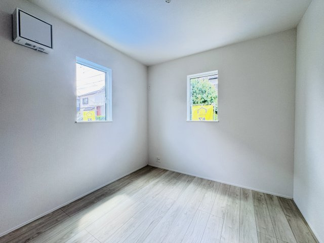 松戸市小金新築戸建【栗ケ沢小学校：10分】の洋室|4.5帖洋室