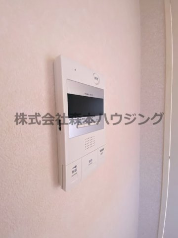 【セキュリティ】 | 　フレアコートコスモ | ※同タイプ別室の写真となります。
　設備内容や内装色調など相違がある場合は実際のお部屋の現状優先となります。