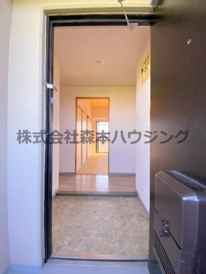 【内装】 | 　フレアコートコスモ | ※同タイプ別室の写真となります。
　設備内容や内装色調など相違がある場合は実際のお部屋の現状優先となります。