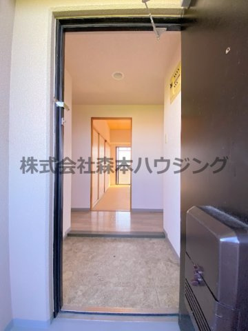 【内装】 | 　フレアコートコスモ | ※同タイプ別室の写真となります。
　設備内容や内装色調など相違がある場合は実際のお部屋の現状優先となります。