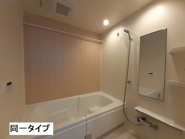 スピアージャ　アン　フィーメＣの浴室
