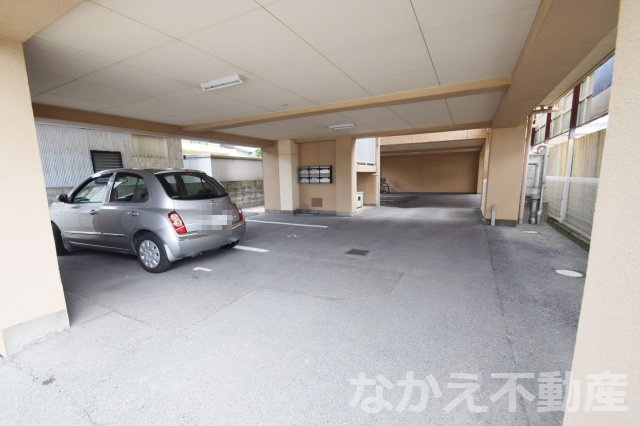 【駐車場】 | 駐車場完備です