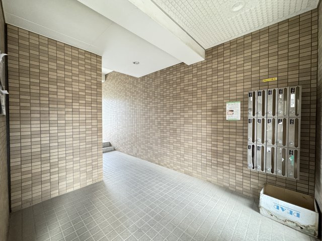 大新ヒルズ西馬橋のロビー