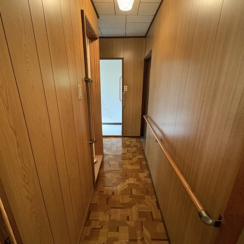 室蘭市緑町6-2戸建の内装