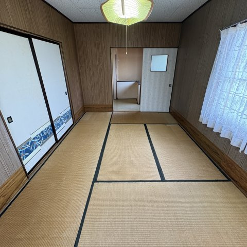 室蘭市緑町6-2戸建の和室