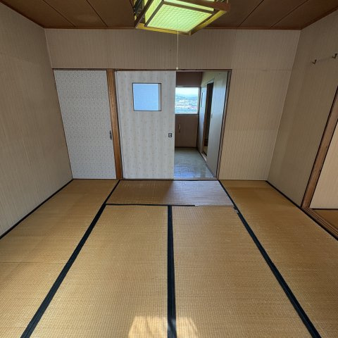 室蘭市緑町6-2戸建の和室