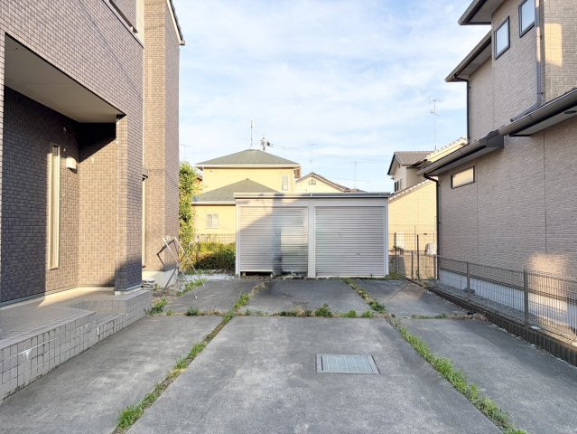 古河市新久田中古戸建の駐車場