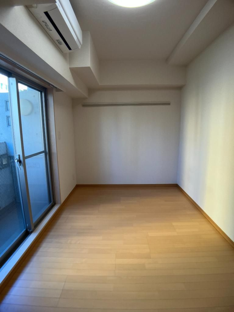 エクセリア大山３０１号室の寝室