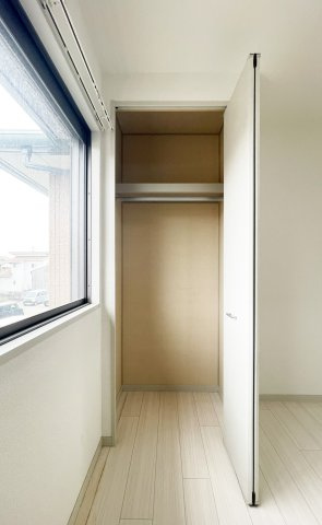 シャーメゾン八万　5番館の収納
