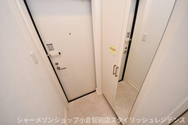 フロール・ド・セレッソⅡの玄関