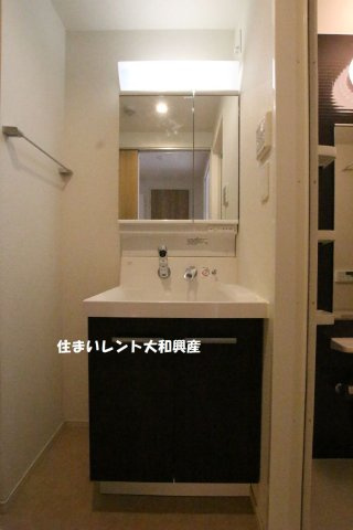 フローリッシュ相模大野の洗面所
