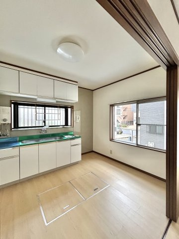 緑区鳴海町戸建ての居間・リビング