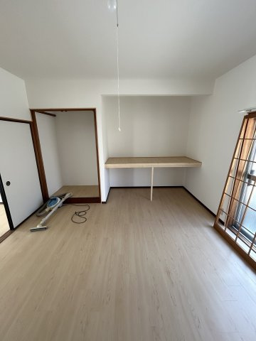 緑区鳴海町戸建ての寝室