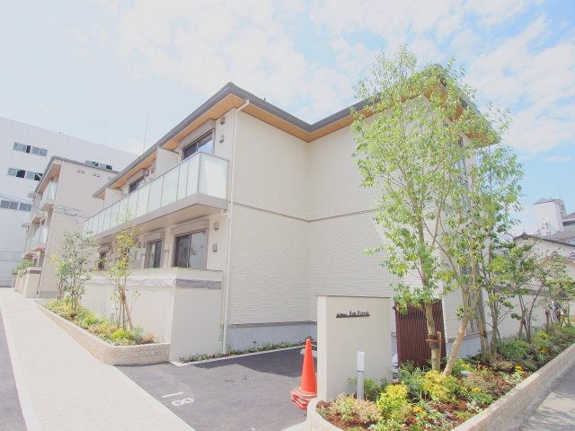 シャーメゾンサンフォレスト　B棟の外観