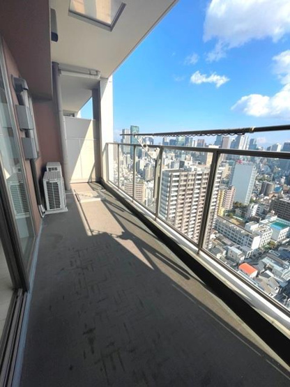 【バルコニー】 | 大阪福島タワー