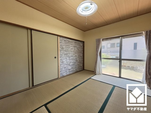 西宮市花の峯の和室|実写真と間取り図からCG再現した「空室リフォームイメージ」のため、実際と異なります。