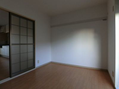 【洋室】 | 坂の久保ハイツD