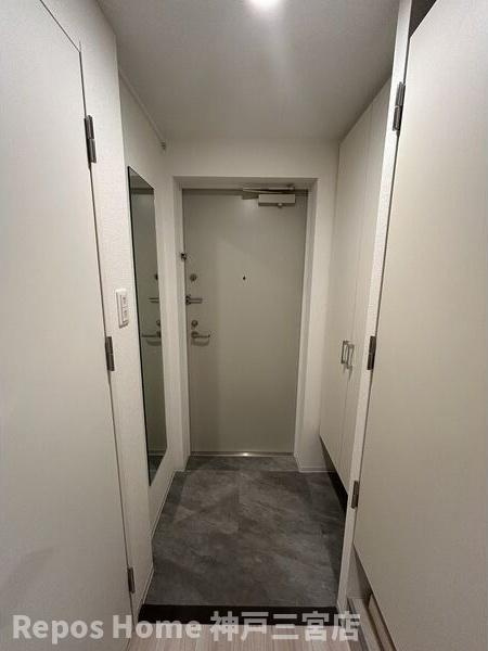 セレニテ神戸ミラクの玄関