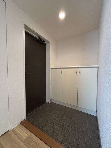 ＳＨ　ＭＡＮＳＩＯＮ本鵠沼の玄関