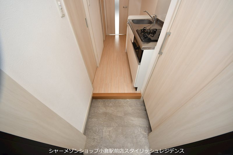 ウィングス三郎丸の玄関