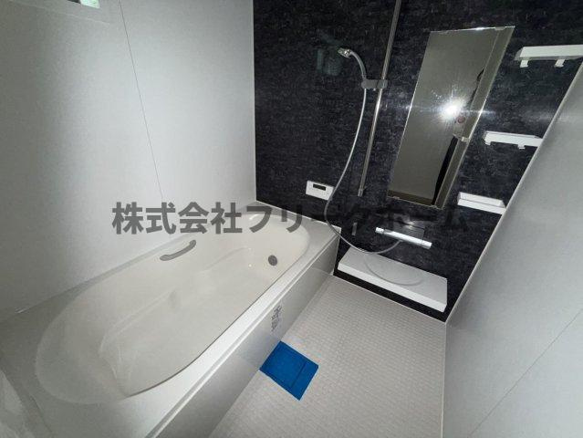 武蔵野市西久保３丁目の一戸建ての浴室