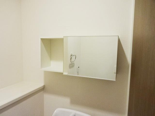Ｇｒｅｅｎｈｉｌｌｓ小文字のトイレ|トイレ収納棚