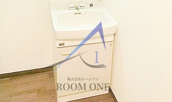 ハイツ桜台Ｂ棟の洗面所|独立洗面台です。