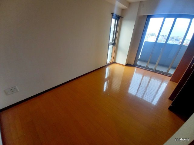 ユニティ北川口　仲介手数料無料の洋室