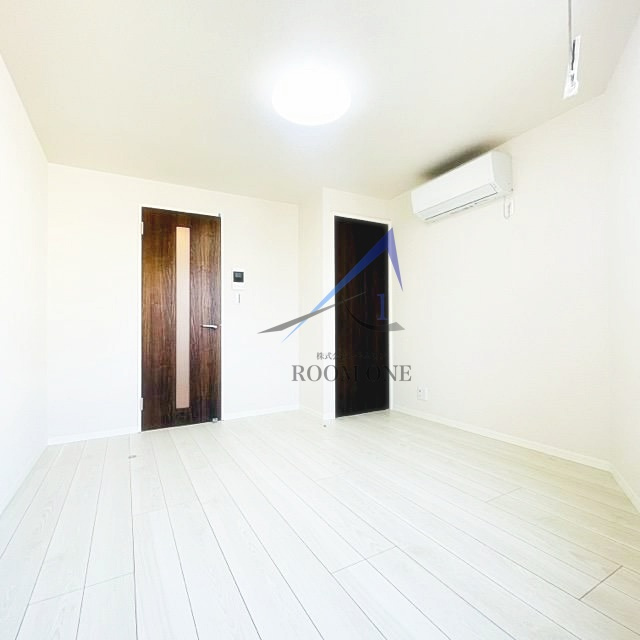 アンビシオン高砂の居間・リビング|洋室のお部屋です。