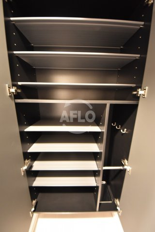 La Douceur西天満（ラドゥセール西天満）の玄関|S-RESIDENCE西天満Grand Jour　シューズボックス