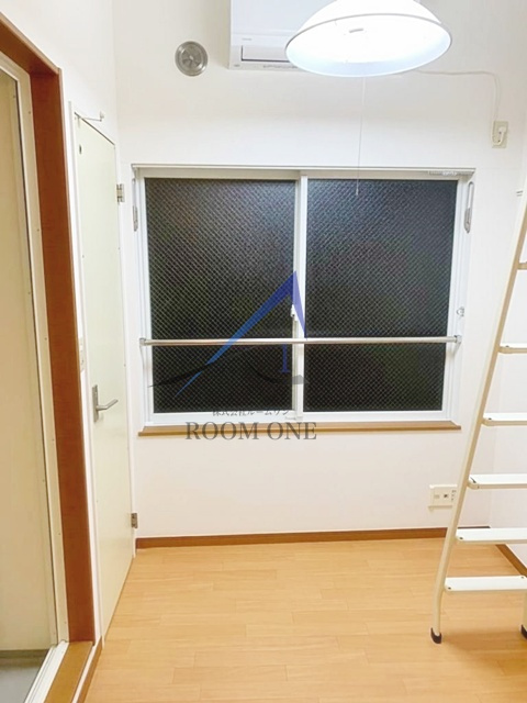 シエスタヒルズの居間・リビング|洋室のお部屋です。