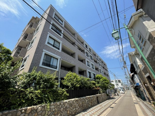 芦屋西山アーバンライフの外観