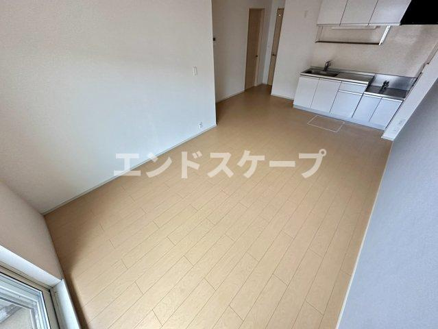 ブレッザ　Ⅱの居間・リビング|高崎、前橋のお部屋探しはエンドスケープまで！お客様の理想お聞かせ下さい♪