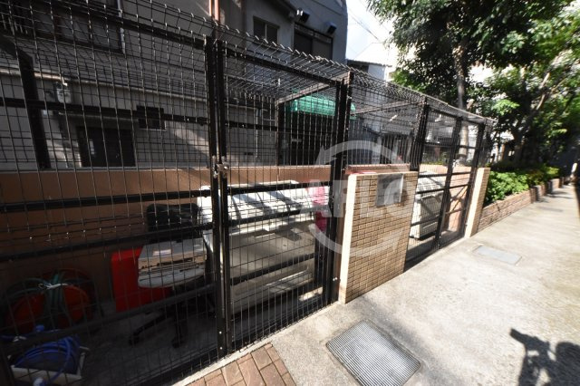 プレサンス梅田EASTのその他共用部分|プレサンス梅田EAST　ゴミ置き場