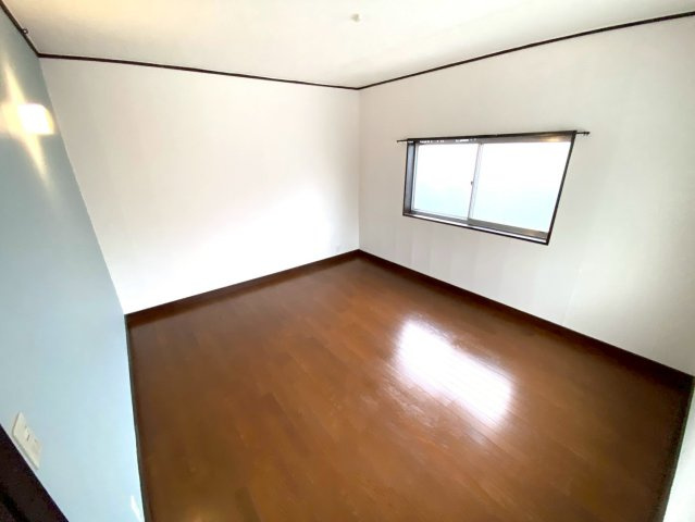 【洋室】 | 旭ヶ丘5丁目店舗付き戸建 | 洋室2☆