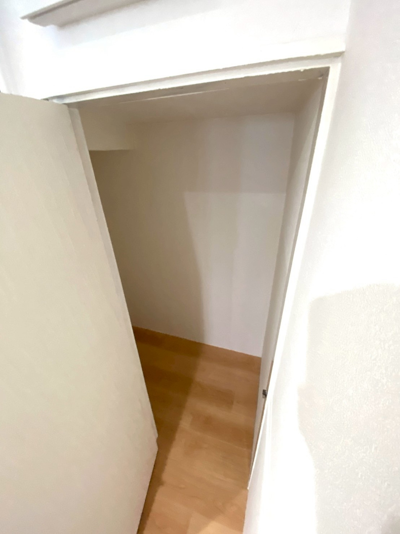 【収納】 | 旭ヶ丘5丁目店舗付き戸建 | 階段下収納☆