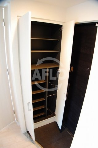 プレサンス難波セレクトの玄関|プレサンス難波セレクト　下駄箱