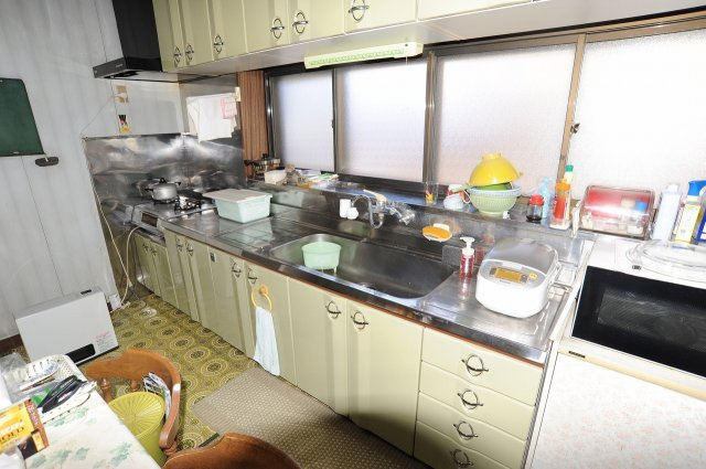 若里4丁目　中古住宅のキッチン