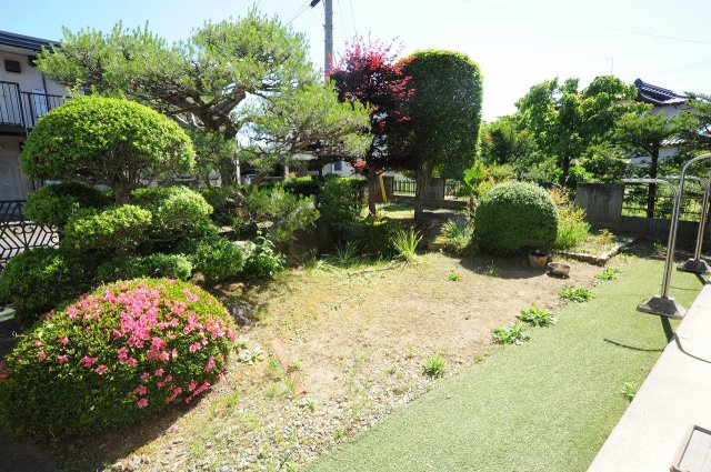 若里4丁目　中古住宅の庭