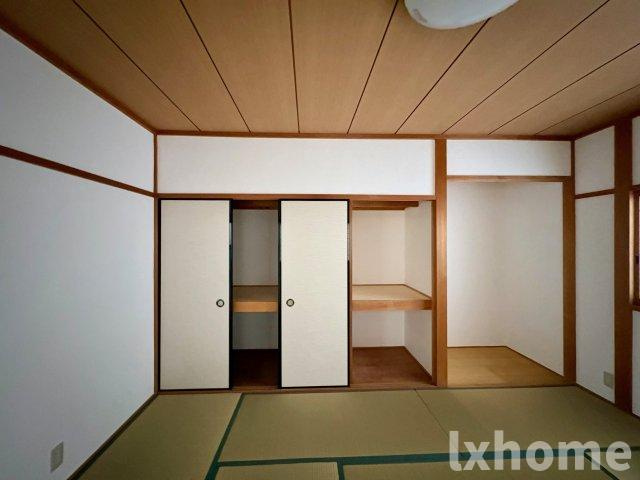 ヒガシナラニチョウメカシヤの和室