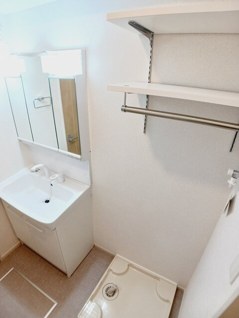 コロレ宝永町の洗面所|洗面所
