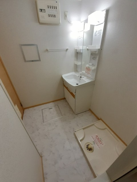 メゾンブローテ　Ａの洗面所|洗面所