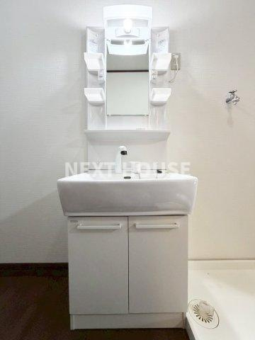 山本住宅の洗面所