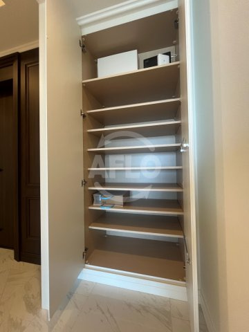 グラングリーン大阪THE NORTH RESIDENCE　扇町小学校の収納