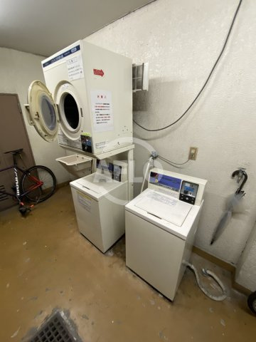 サンウィング南森町のその他共用部分|サンウイング南森町　ランドリー