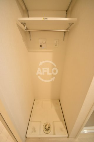 プレミアス梅田の洗面所|プレミアス梅田　室内洗濯機置き場